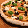Pizza: średnia 30cm., duża 40cm.